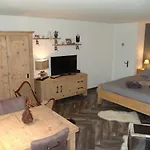 Appartamento Haus Quelle *