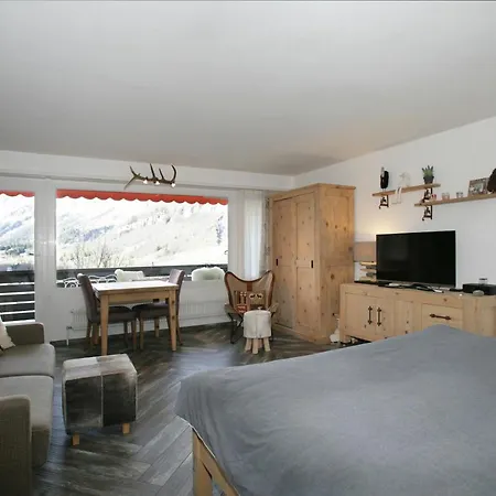 Haus Quelle شقة *