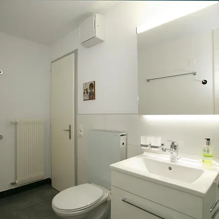شقة Haus Quelle