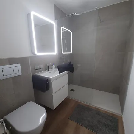 Haus Quelle شقة لوكباد