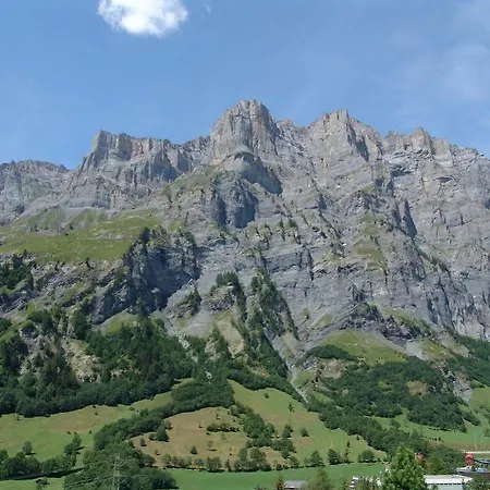 Haus Quelle شقة